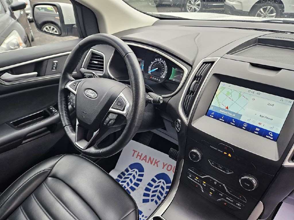 2020 Ford Edge Image 44