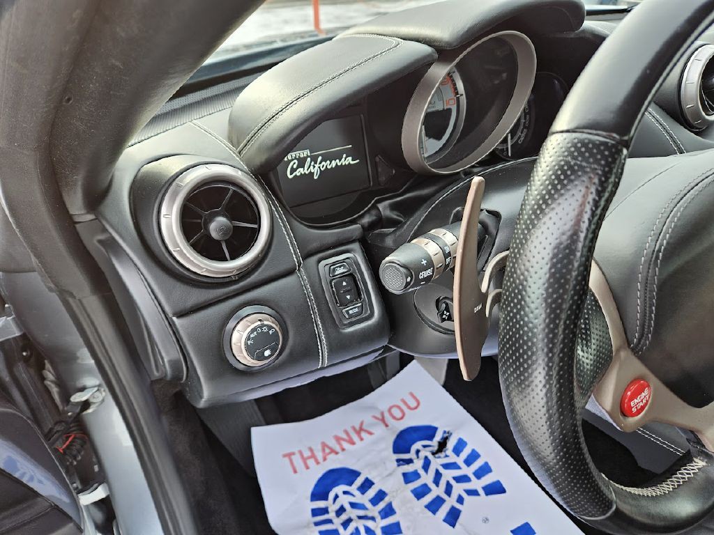 2014 Ferrari CALIFORNIA Image 18