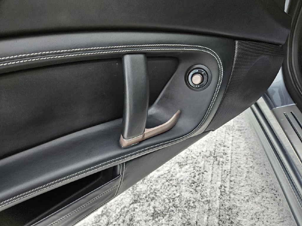 2014 Ferrari CALIFORNIA Image 19