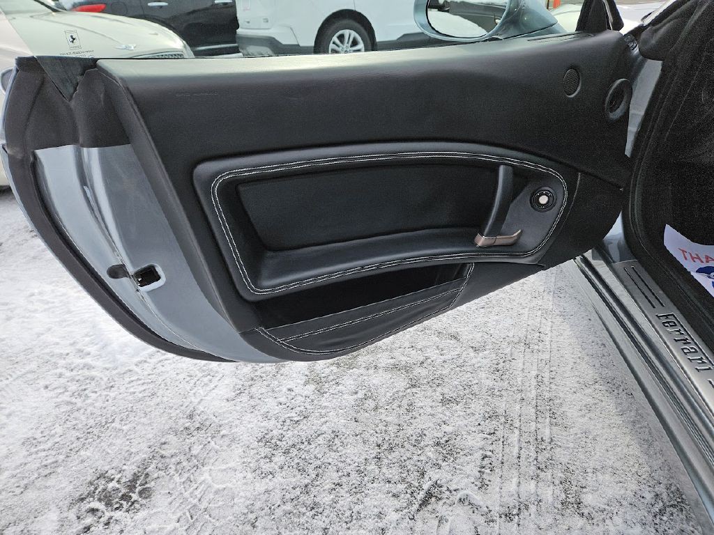 2014 Ferrari CALIFORNIA Image 20