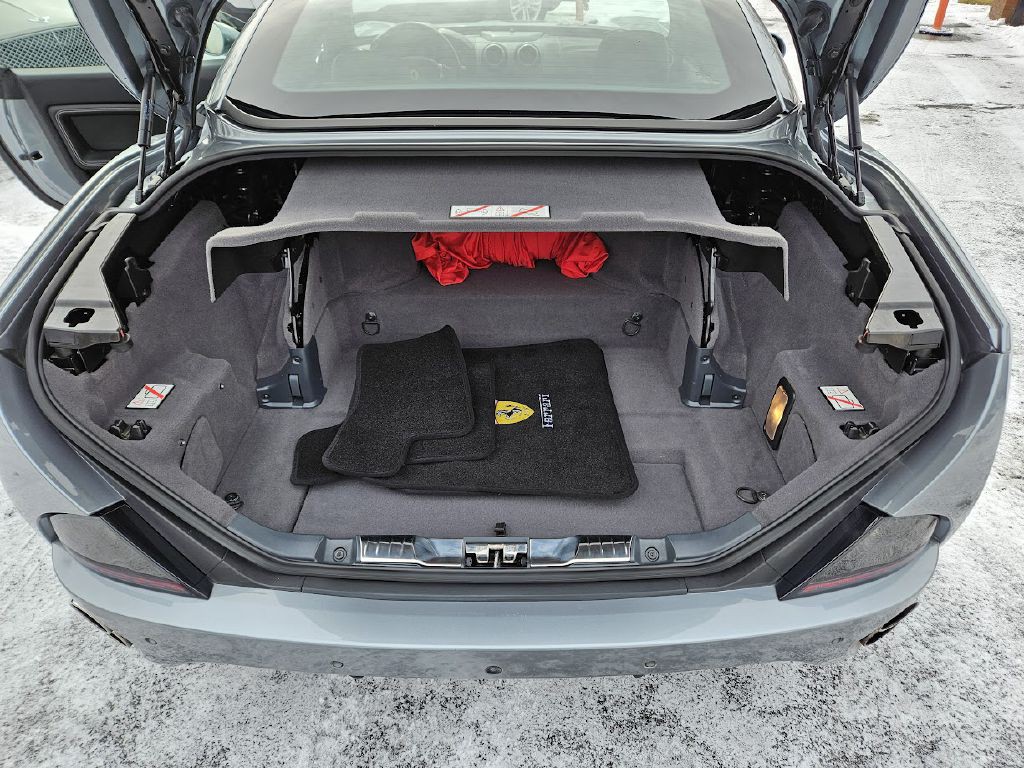 2014 Ferrari CALIFORNIA Image 37