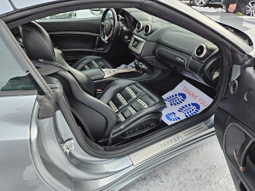 2014 Ferrari CALIFORNIA Image 39