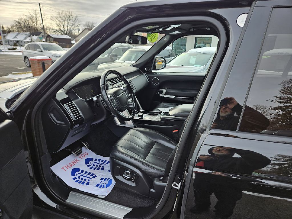 2016 Land Rover Range Rover Image 13