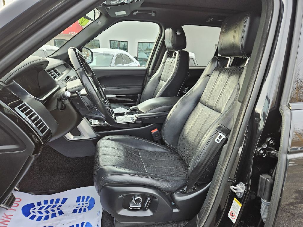 2016 Land Rover Range Rover Image 17