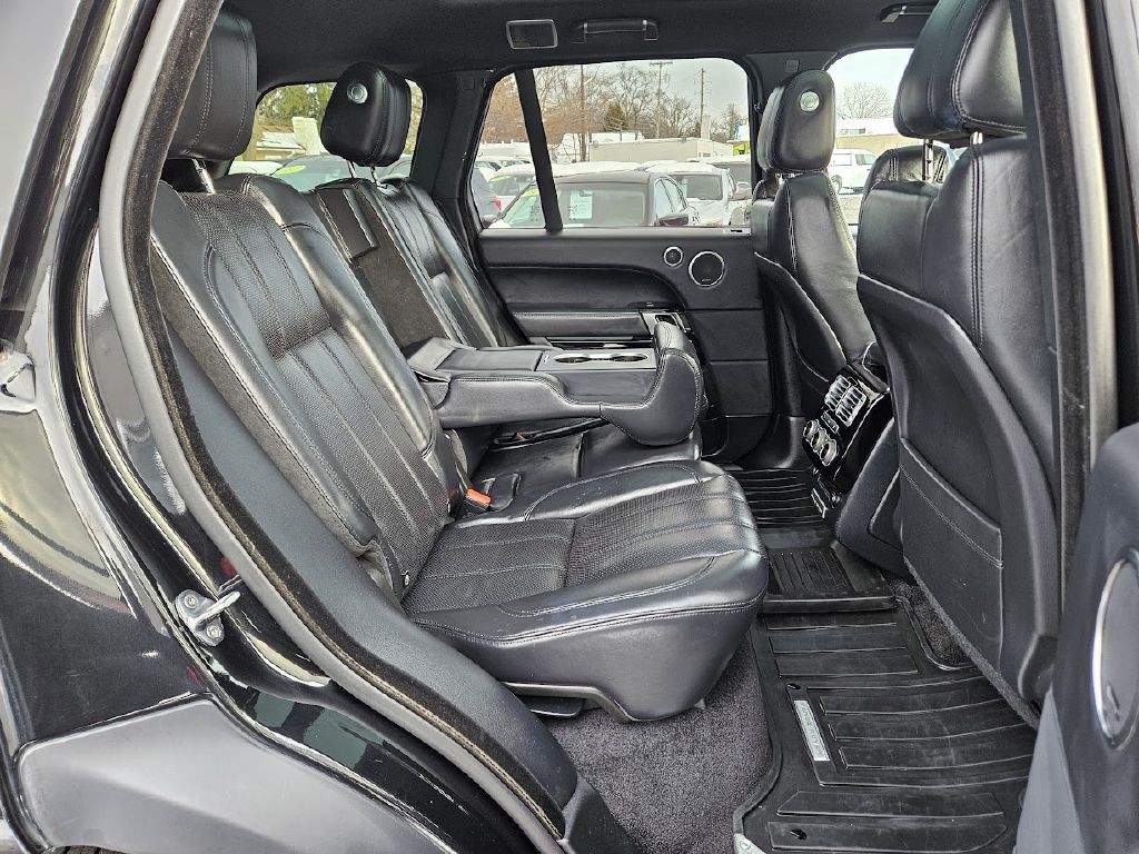 2016 Land Rover Range Rover Image 50