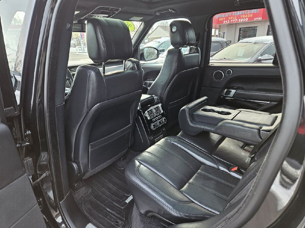 2016 Land Rover Range Rover Image 14