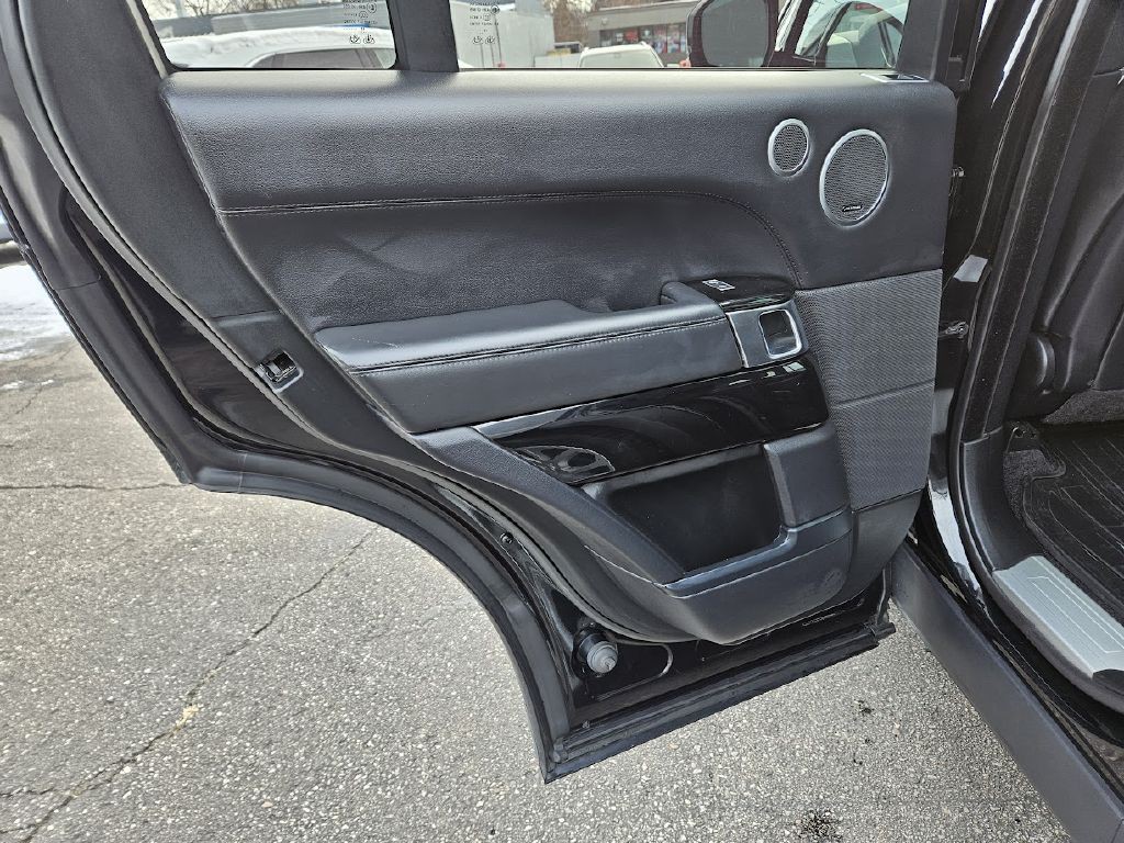 2016 Land Rover Range Rover Image 41