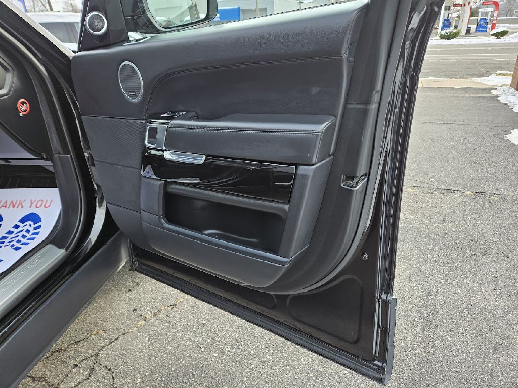 2016 Land Rover Range Rover Image 52