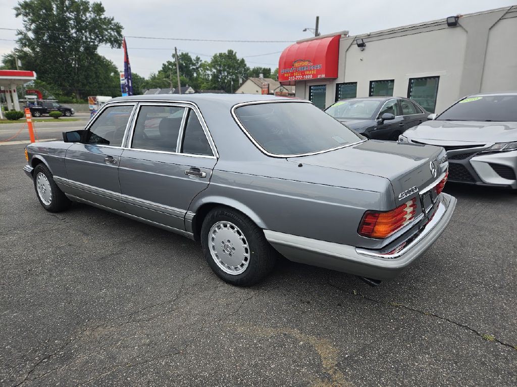 1987 Mercedes-Benz 420-Class Image 13
