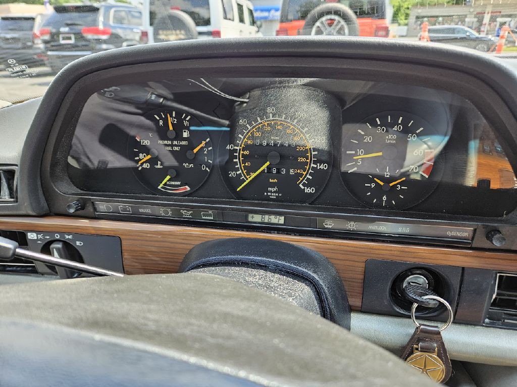 1987 Mercedes-Benz 420-Class Image 22