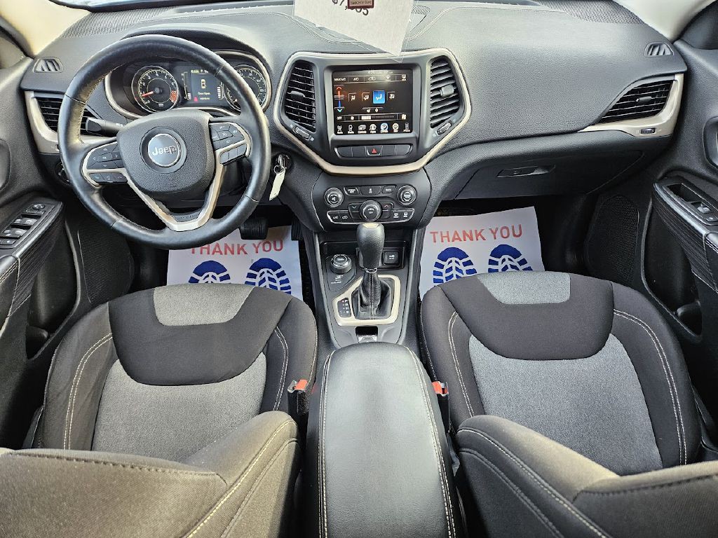 2014 Jeep Cherokee Image 8