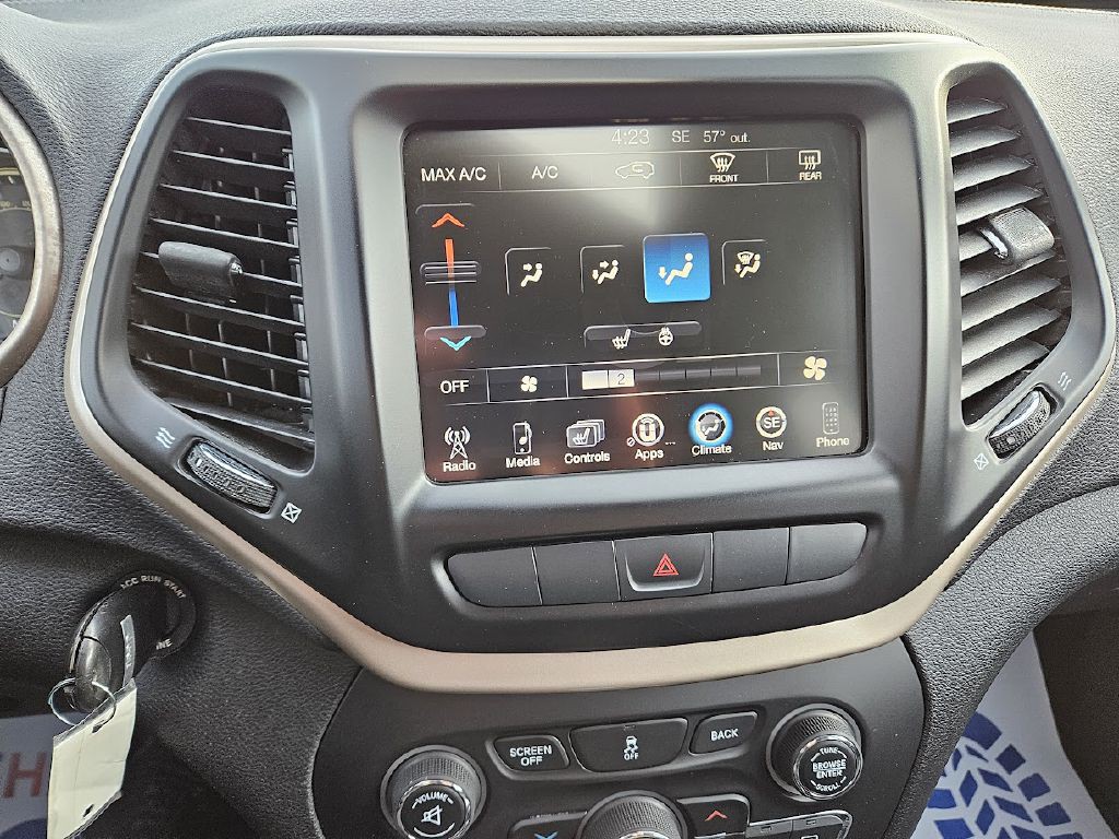 2014 Jeep Cherokee Image 11