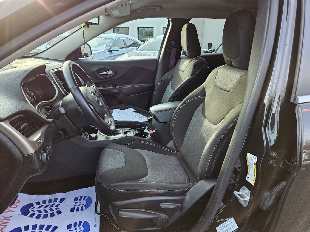 2014 Jeep Cherokee Image 27