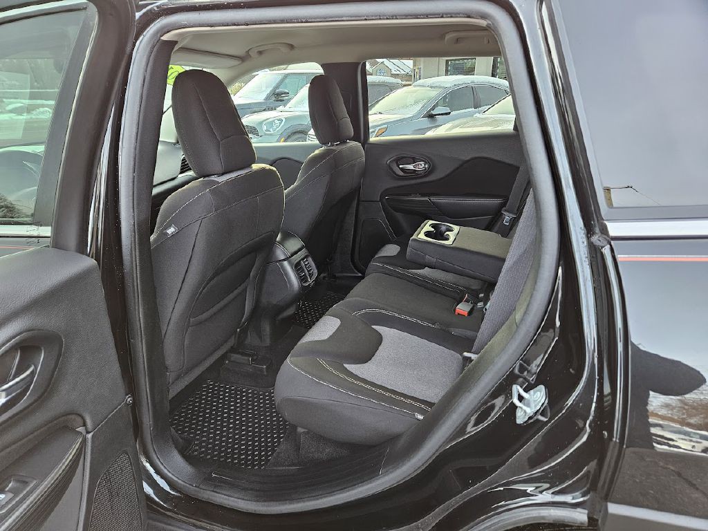 2014 Jeep Cherokee Image 34