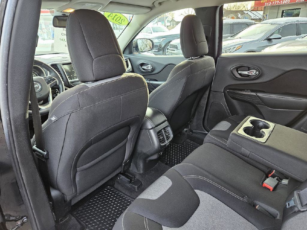 2014 Jeep Cherokee Image 35
