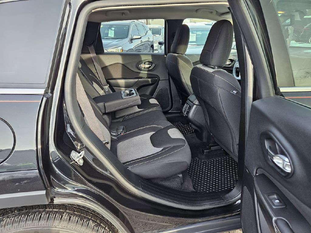 2014 Jeep Cherokee Image 43