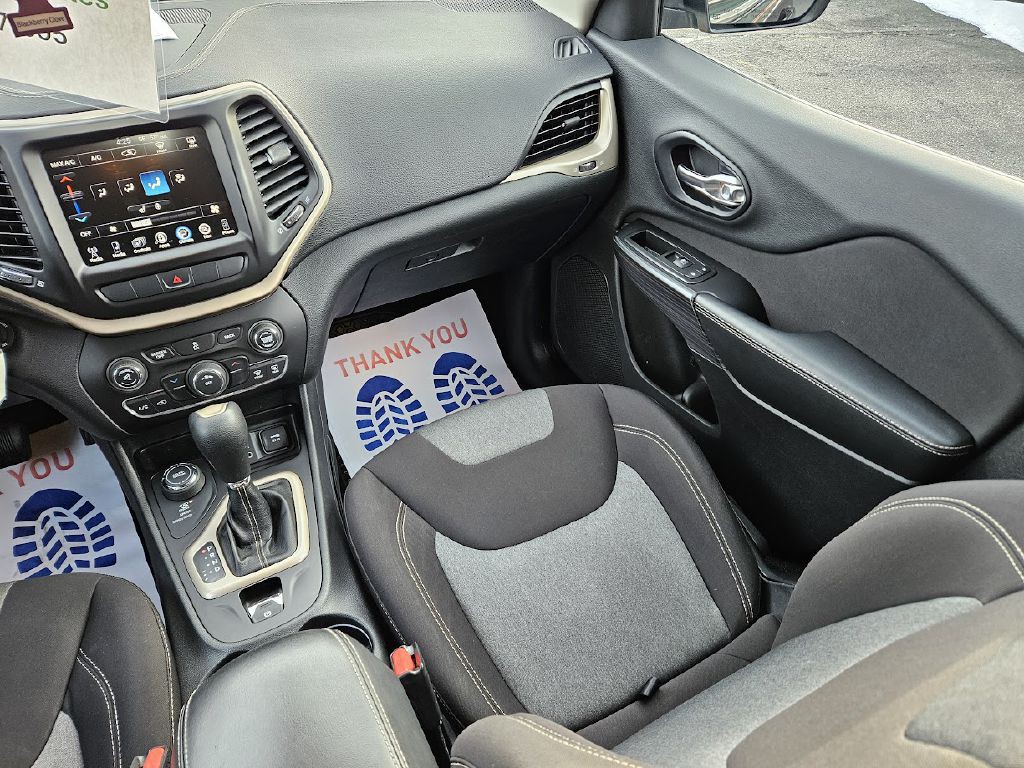 2014 Jeep Cherokee Image 46