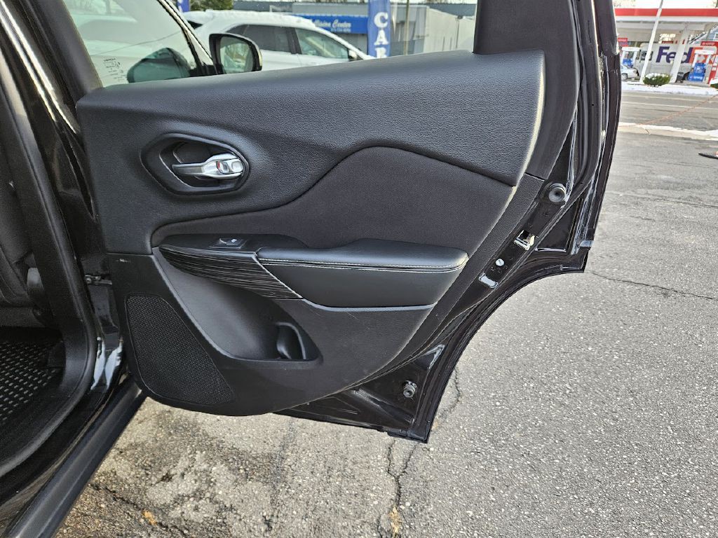 2014 Jeep Cherokee Image 47