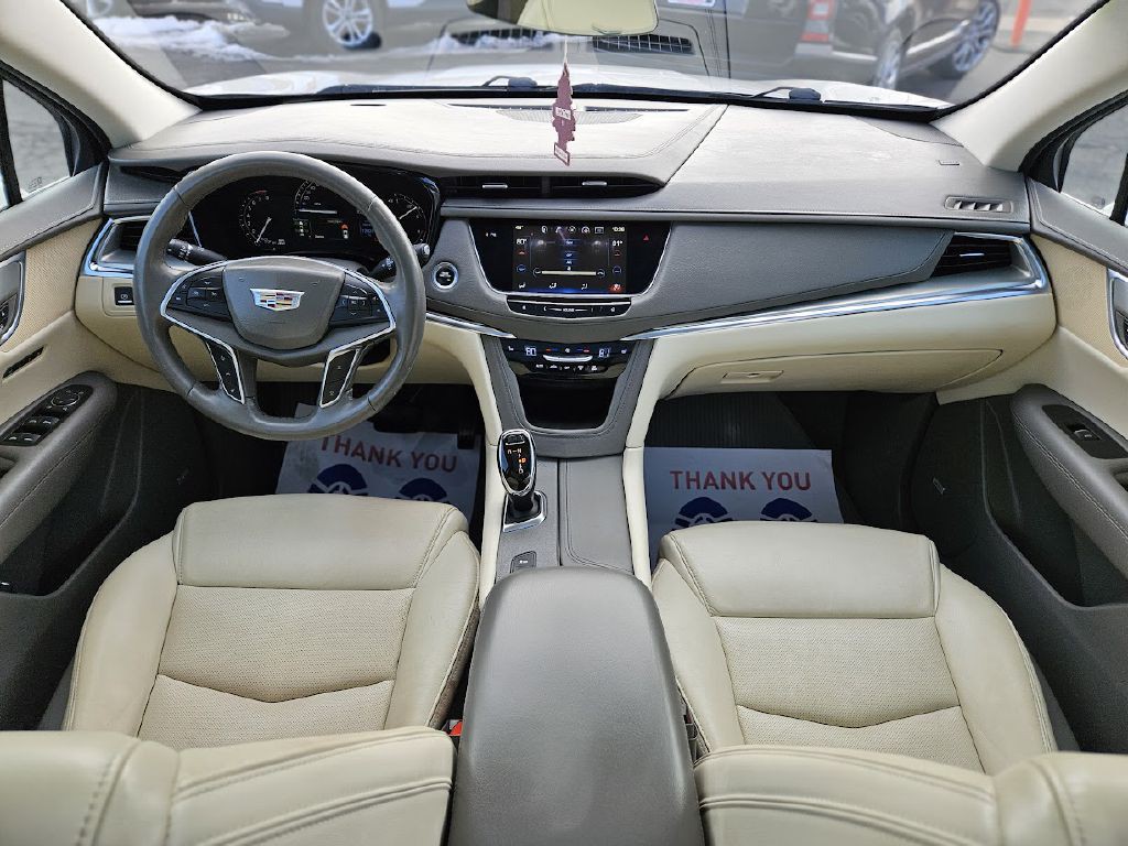 2018 Cadillac XT5 Image 8