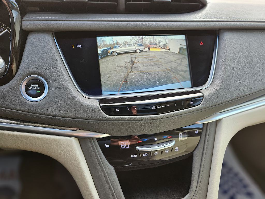 2018 Cadillac XT5 Image 13