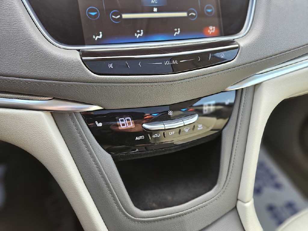 2018 Cadillac XT5 Image 35