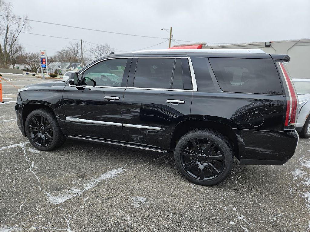 2017 Cadillac Escalade Image 25