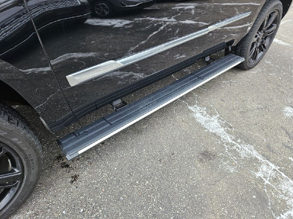 2017 Cadillac Escalade Image 26