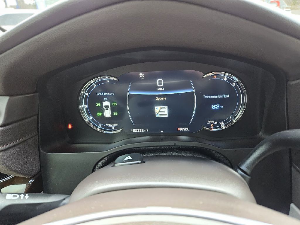 2017 Cadillac Escalade Image 33