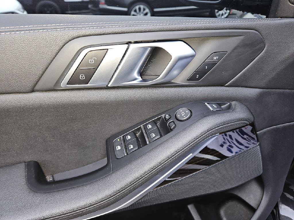 2020 BMW X5 Image 30