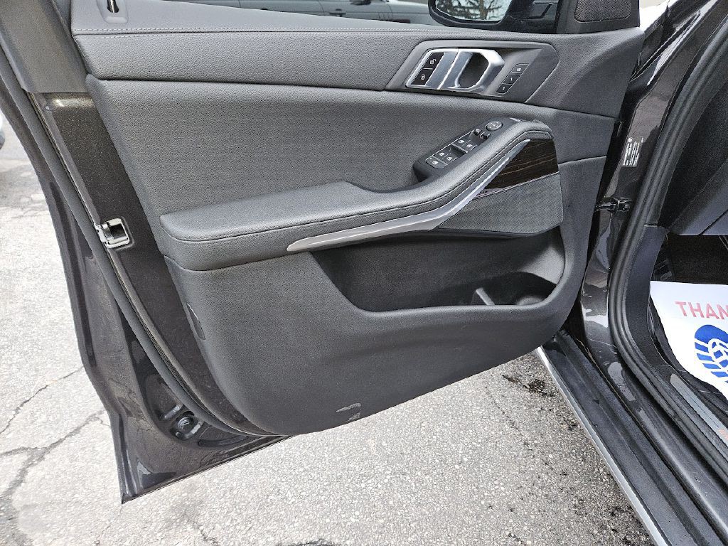 2020 BMW X5 Image 31