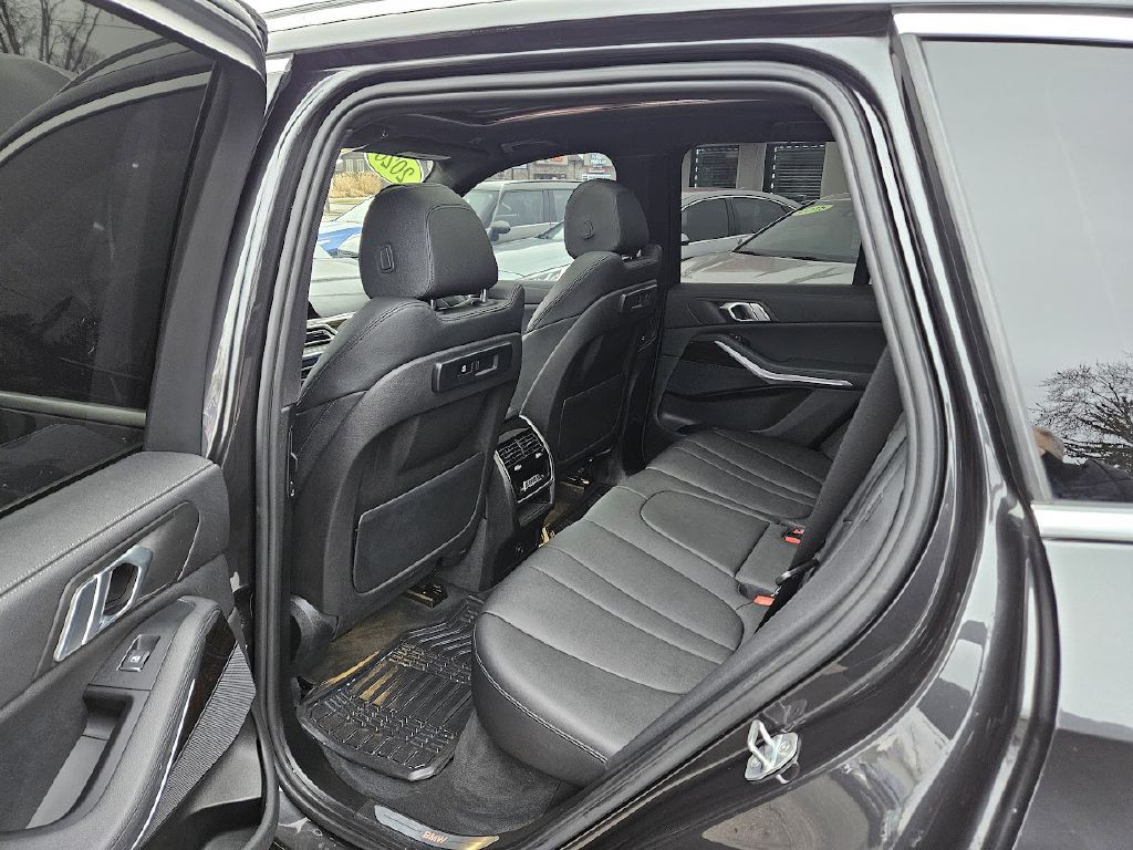 2020 BMW X5 Image 40
