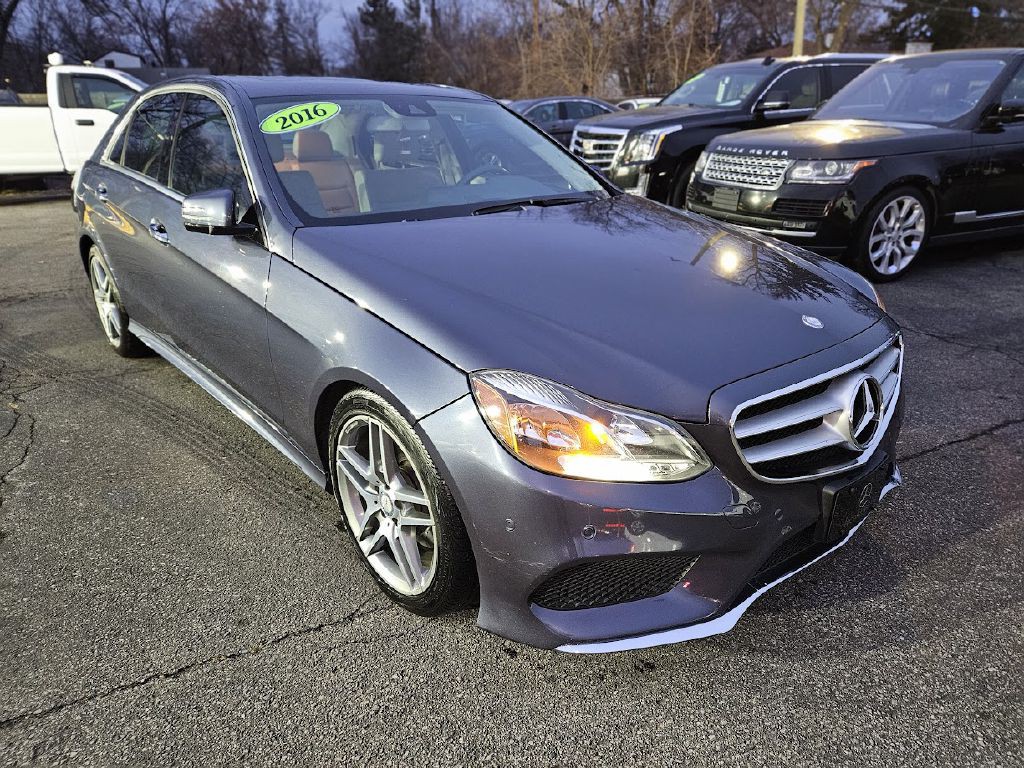 2016 Mercedes-Benz E-Class Image 4