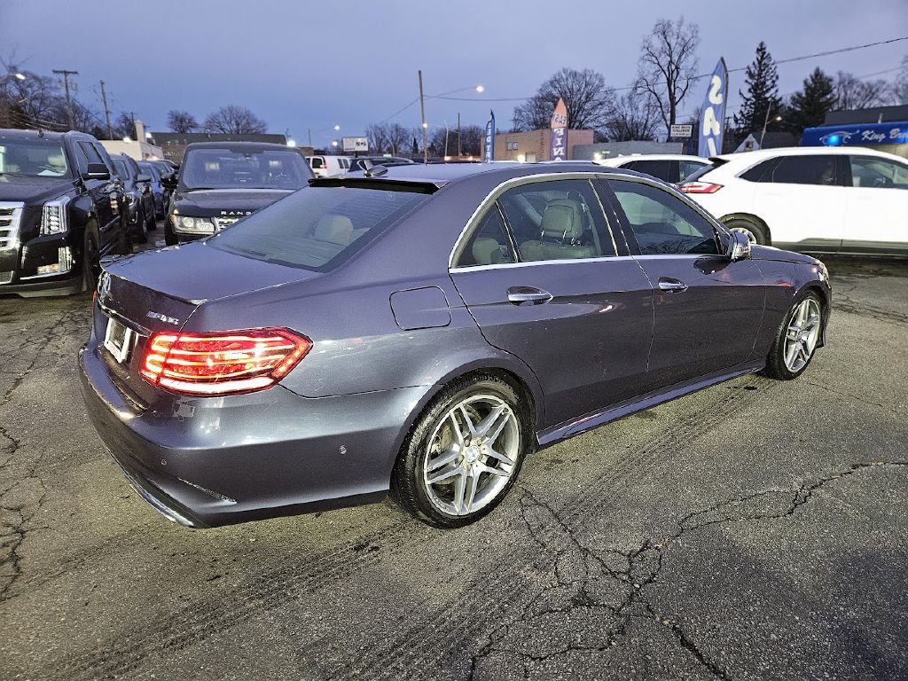 2016 Mercedes-Benz E-Class Image 6
