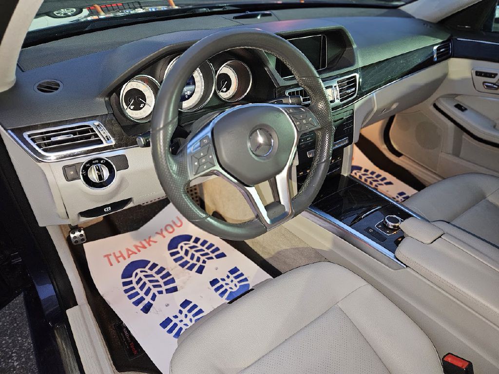 2016 Mercedes-Benz E-Class Image 13