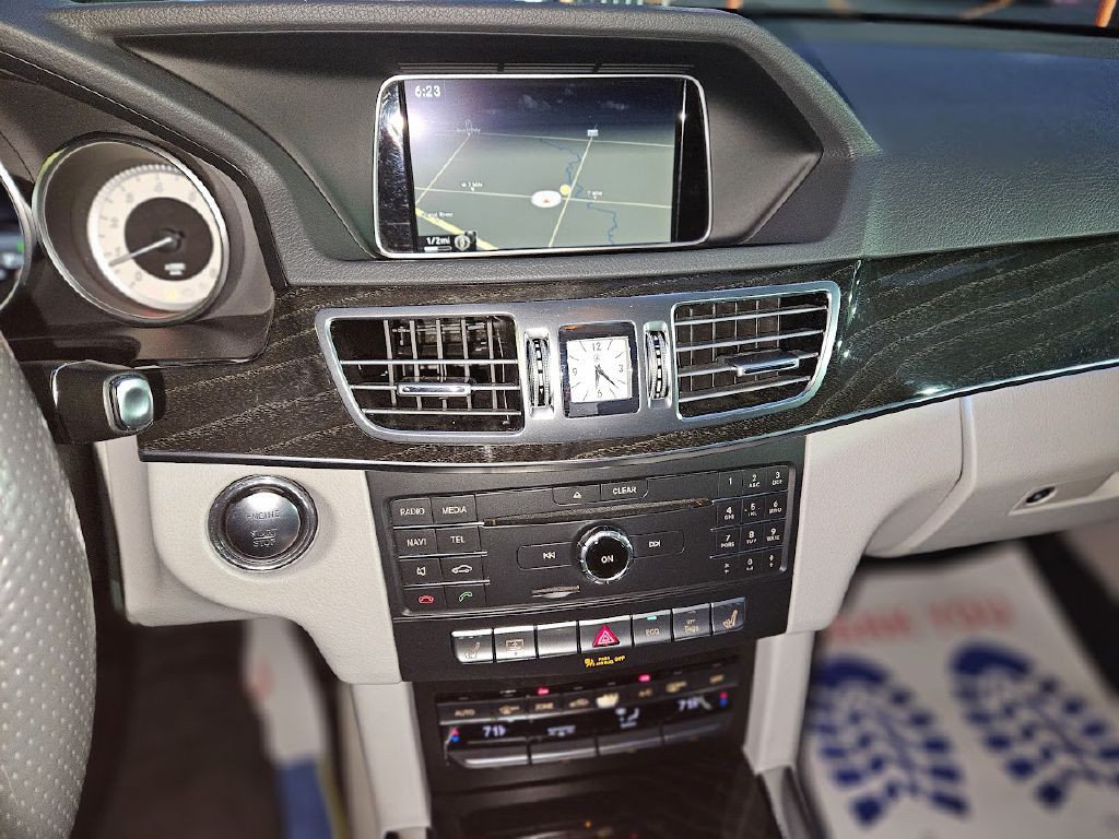 2016 Mercedes-Benz E-Class Image 28