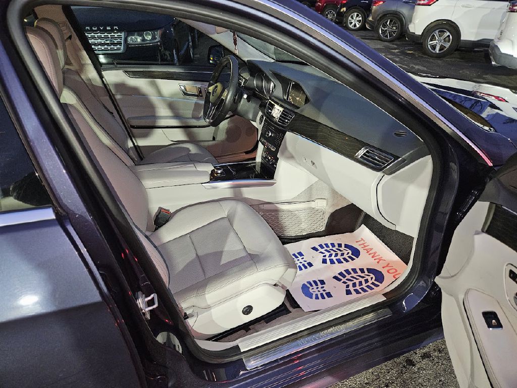 2016 Mercedes-Benz E-Class Image 37