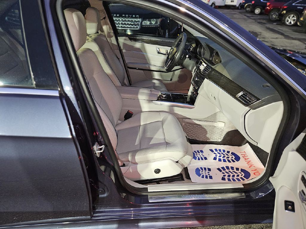 2016 Mercedes-Benz E-Class Image 41