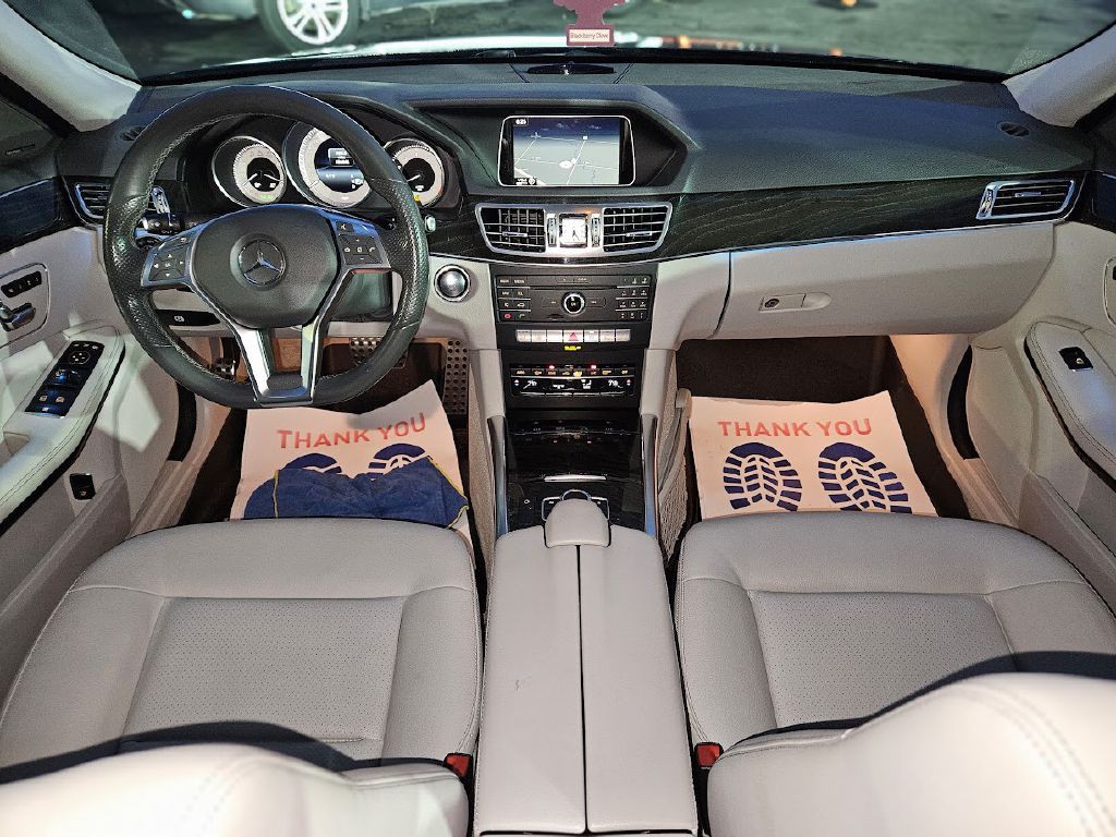 2016 Mercedes-Benz E-Class Image 45