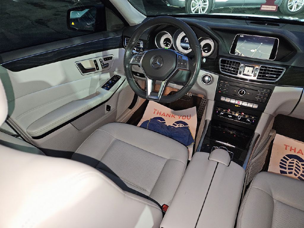2016 Mercedes-Benz E-Class Image 46