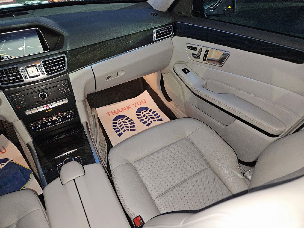 2016 Mercedes-Benz E-Class Image 47