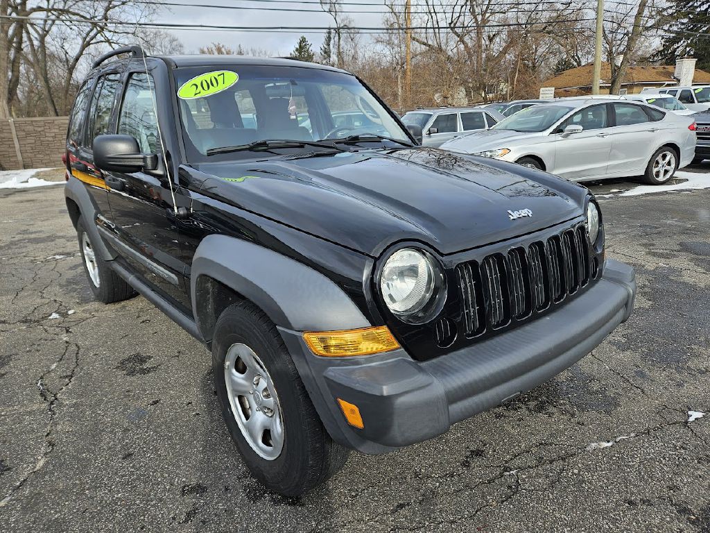 2007 Jeep Liberty Image 3