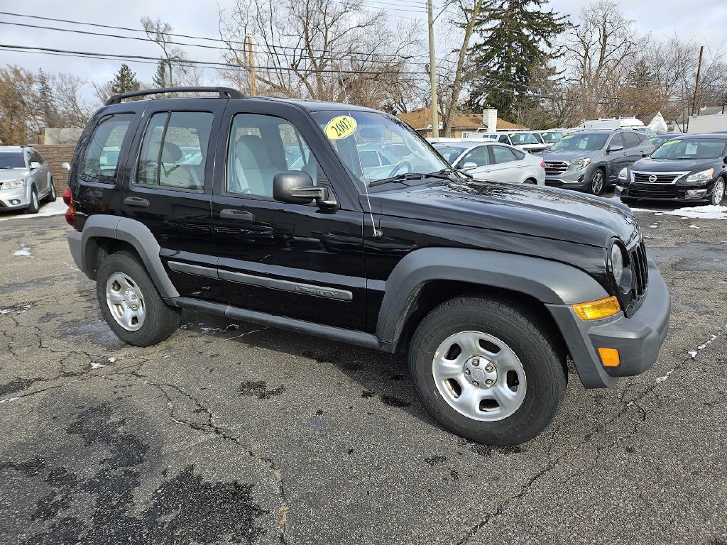 2007 Jeep Liberty Image 4