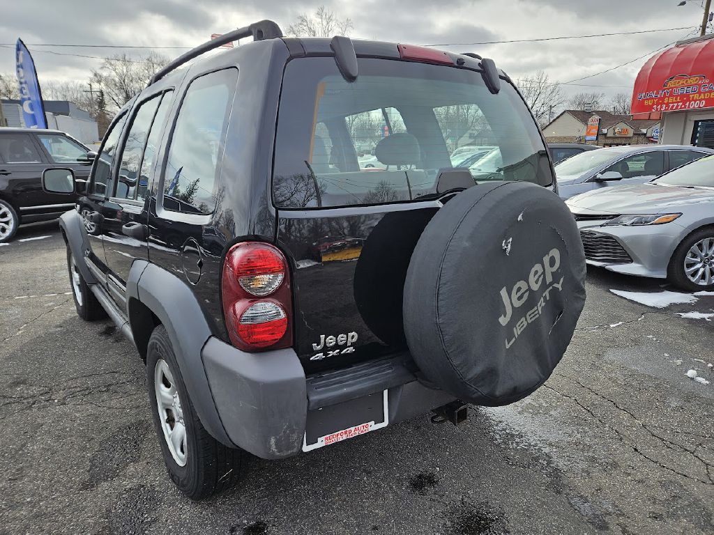 2007 Jeep Liberty Image 9