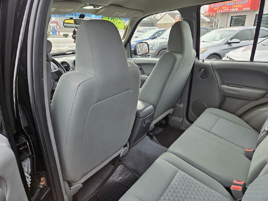 2007 Jeep Liberty Image 31