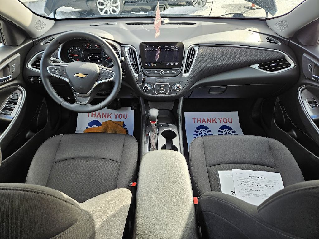2023 Chevrolet Malibu Image 9