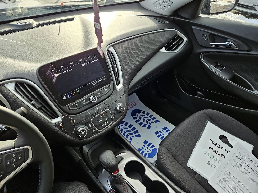 2023 Chevrolet Malibu Image 22