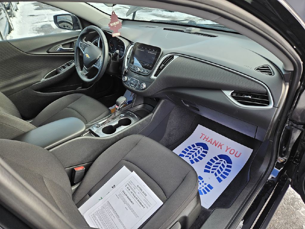 2023 Chevrolet Malibu Image 30