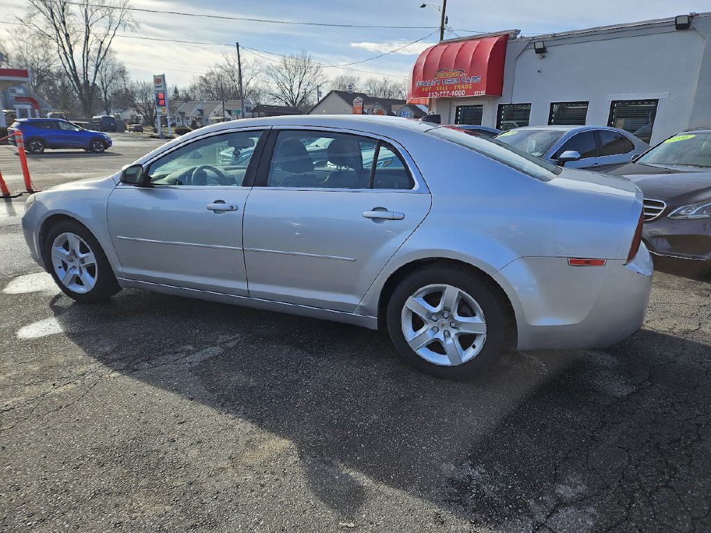 2012 Chevrolet Malibu Image 8