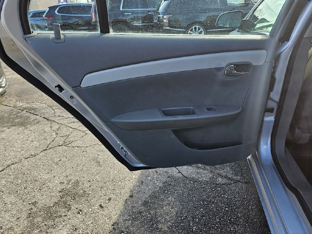 2012 Chevrolet Malibu Image 28