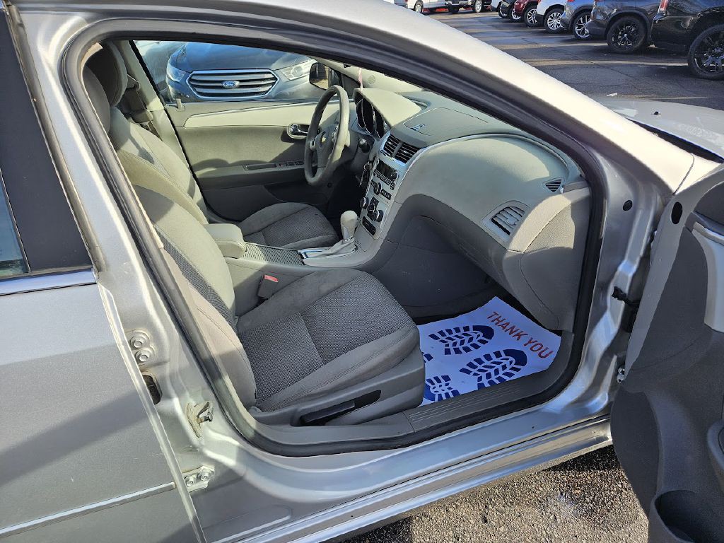 2012 Chevrolet Malibu Image 31